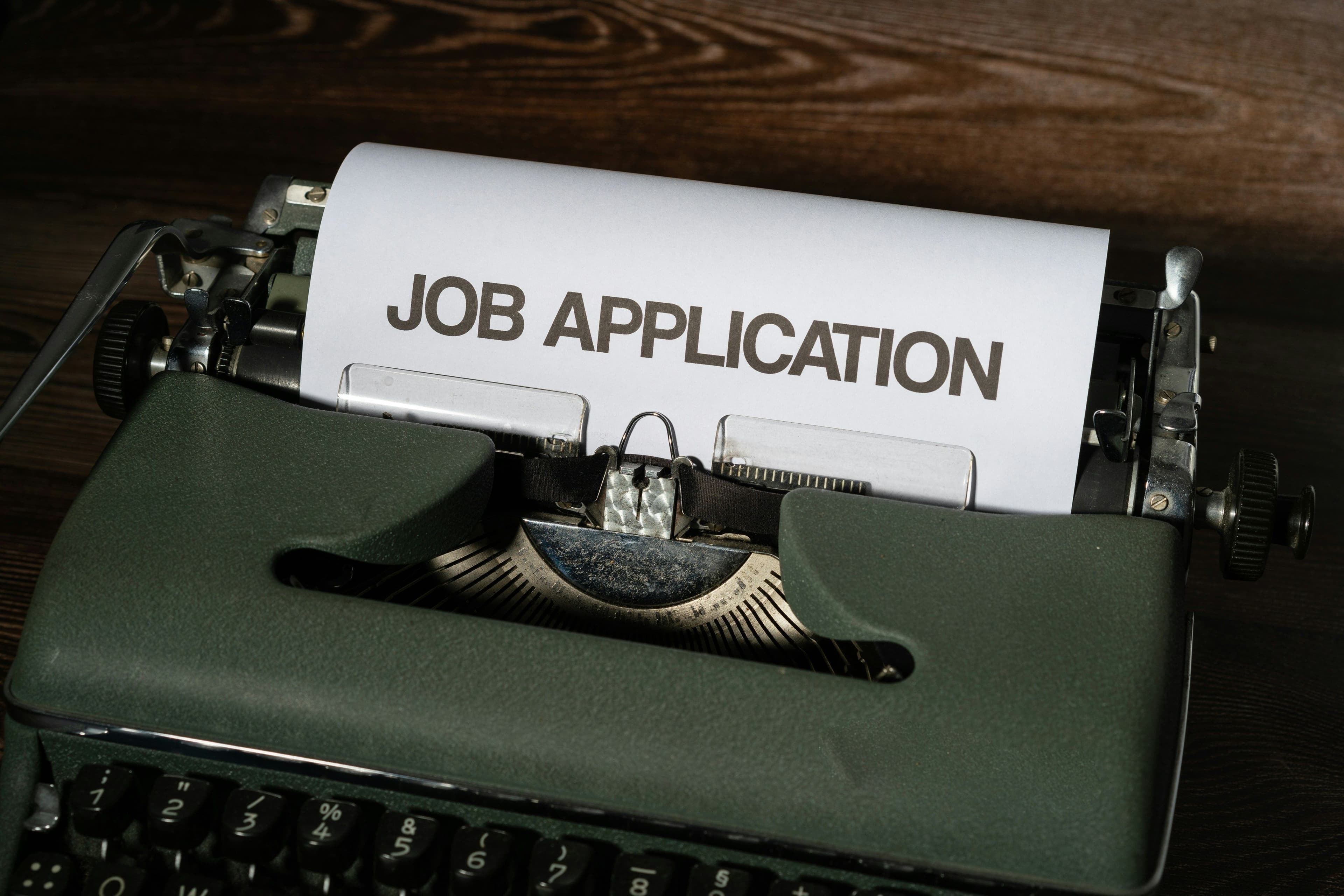 Pourquoi choisir une agence d’intérim pour optimiser vos recrutements?